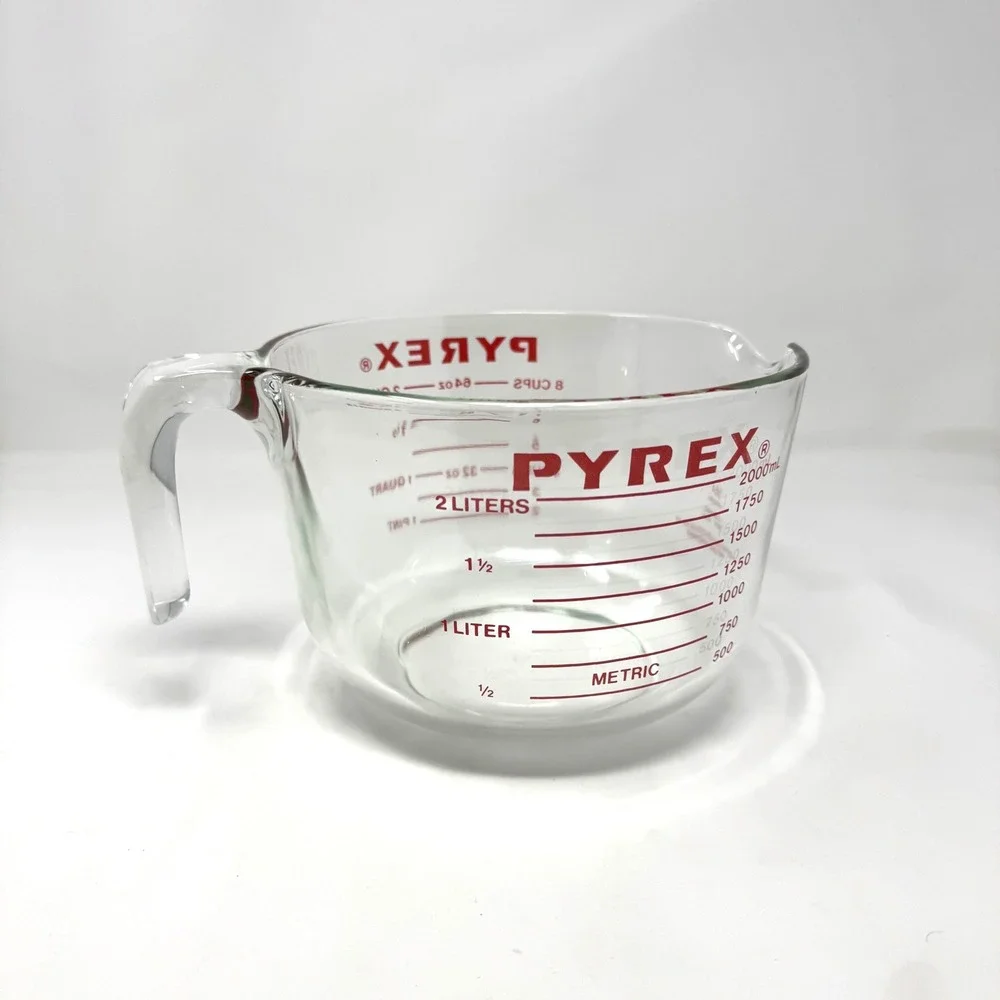 Pyrex 8 Cup 2 Quart Glass Measuring Cup 564 Red Lettering 2000mL Large Pitcher